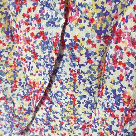 Love Notes Floral Tulip Sleeve Blouse - Picture 5 of 6